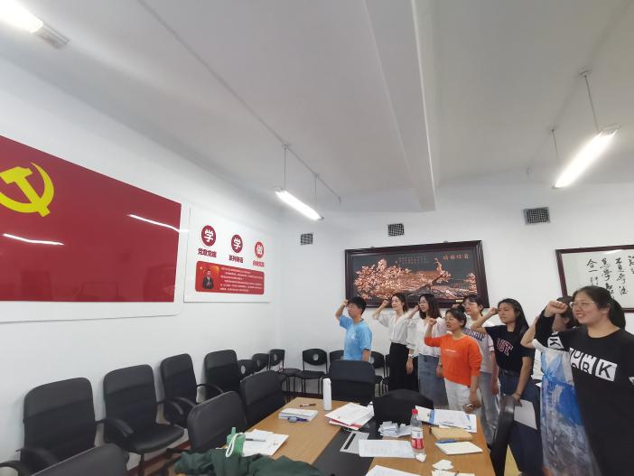 065b7e27434642b48968dd56b7dfd28 123